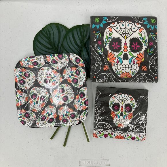 Unique Sugar Skull Day Of The Dead Halloween Paper Plates Napkins Party Pack Set - Picture 1 of 8